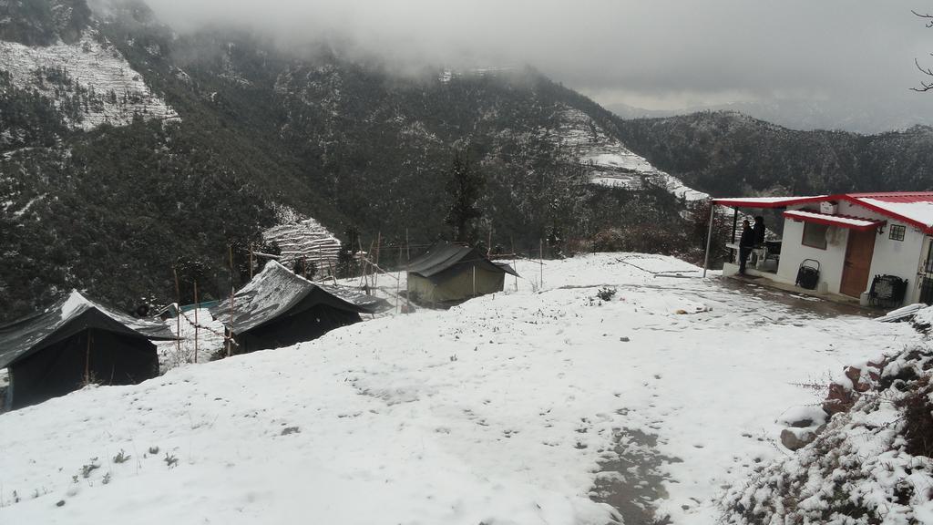 Dhanaulti Camp Homes Retreat Exterior foto